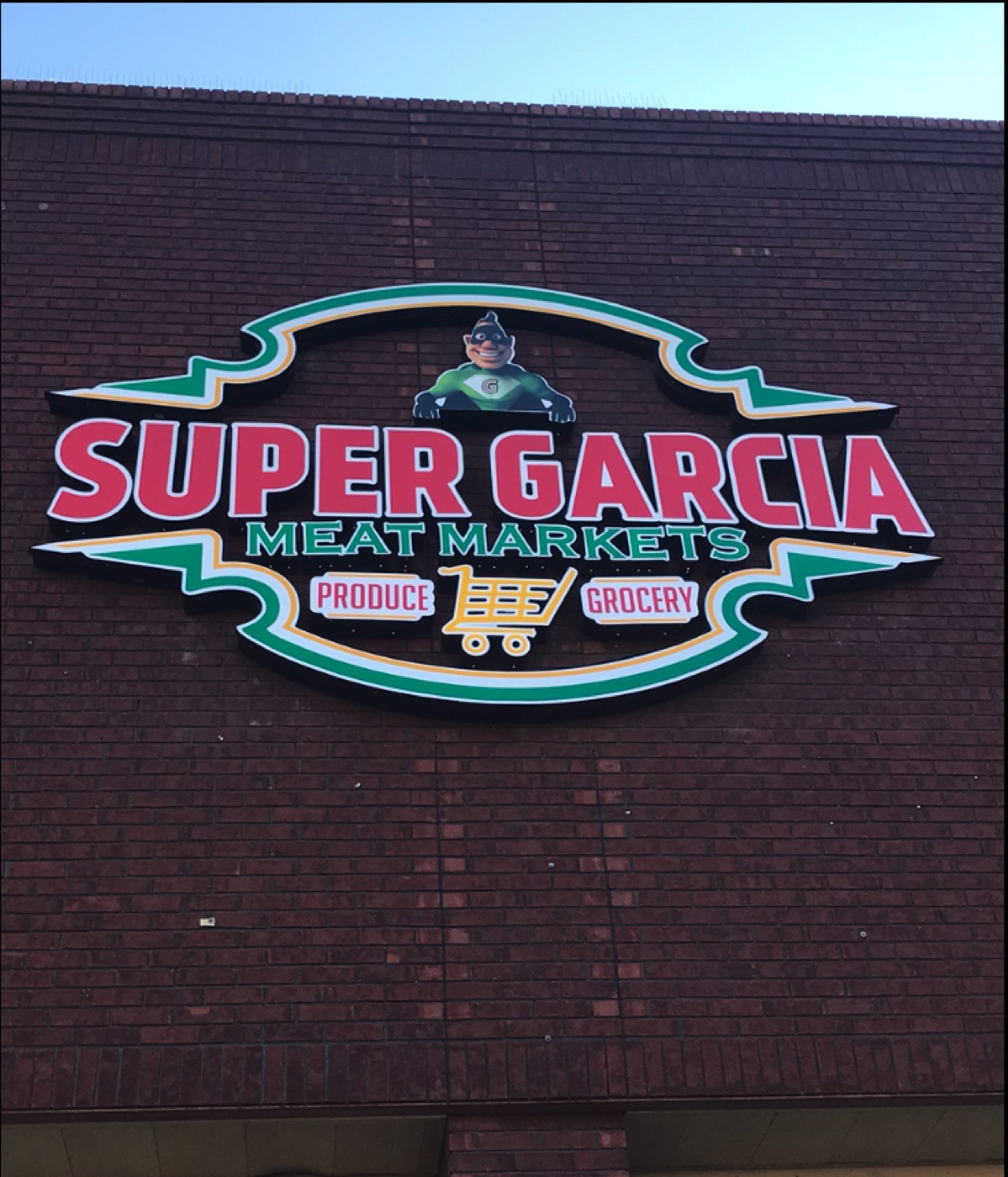 Aviso exterior Super Garcia Meat Markets